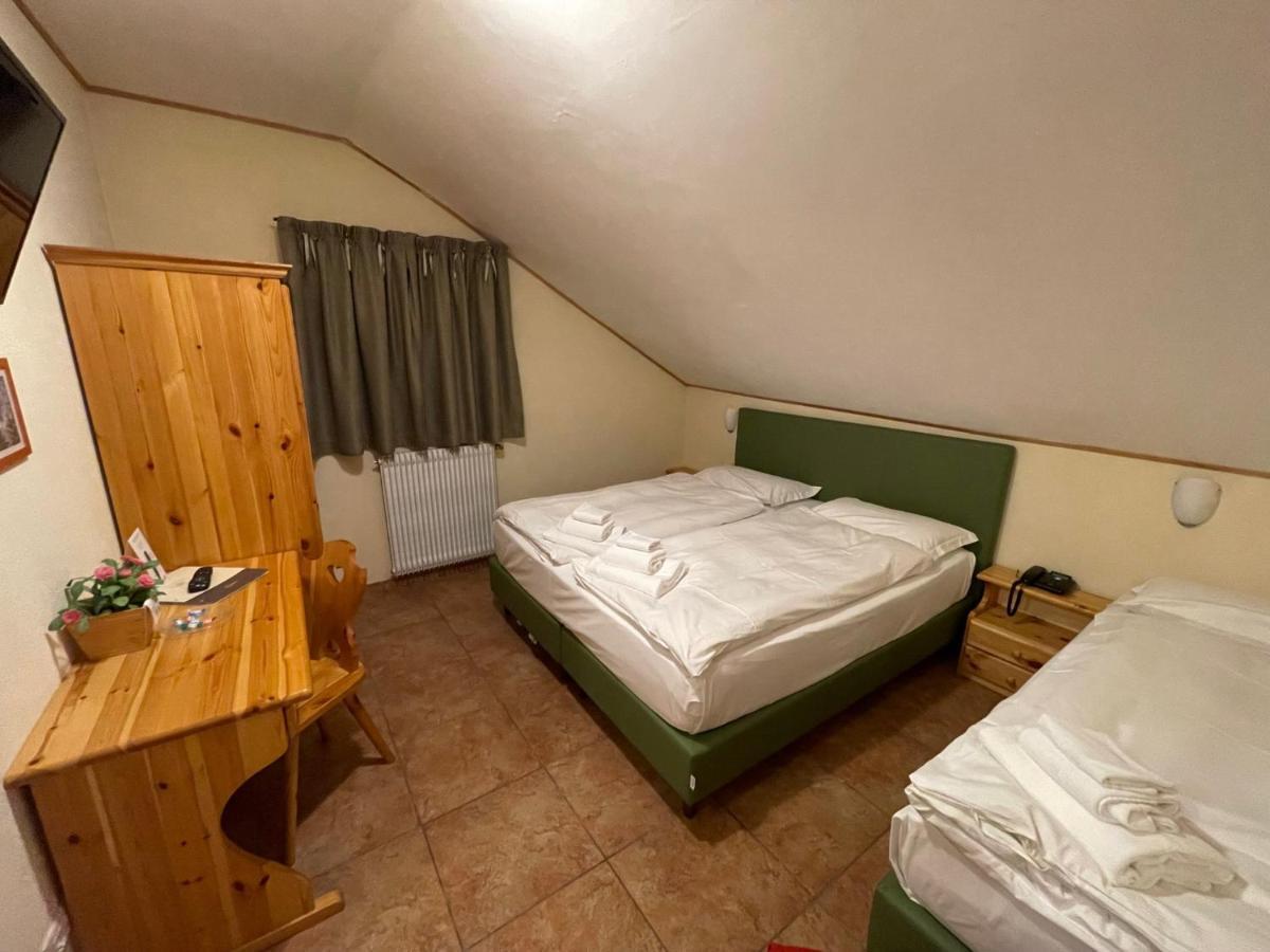 Hotel Trieste Tarvisio Exterior foto
